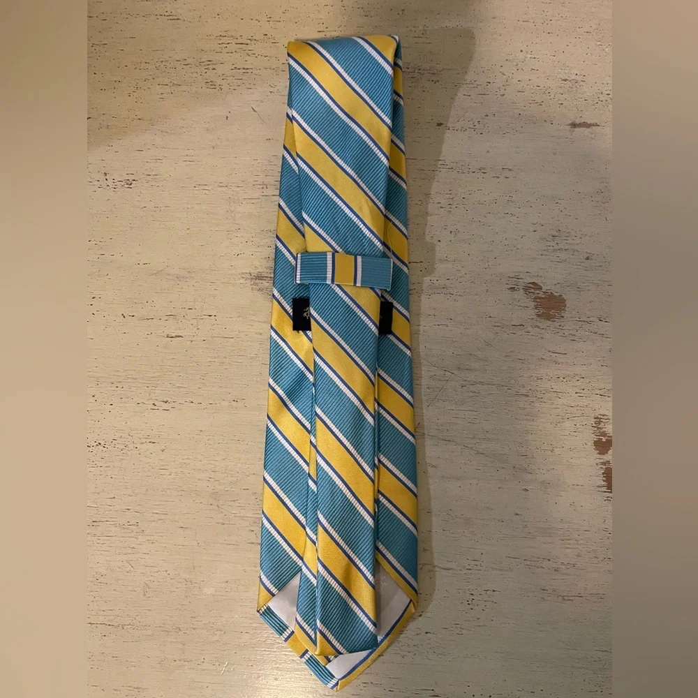 Brooks Brothers Makers Hand Made in USA Vintage Stripe Silk Tie in Blue‎ (Multi)